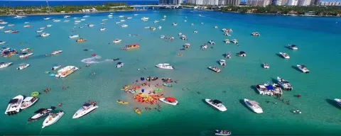 Miami's best on-the-water experiences: from private yacht cruises to speedboat tours