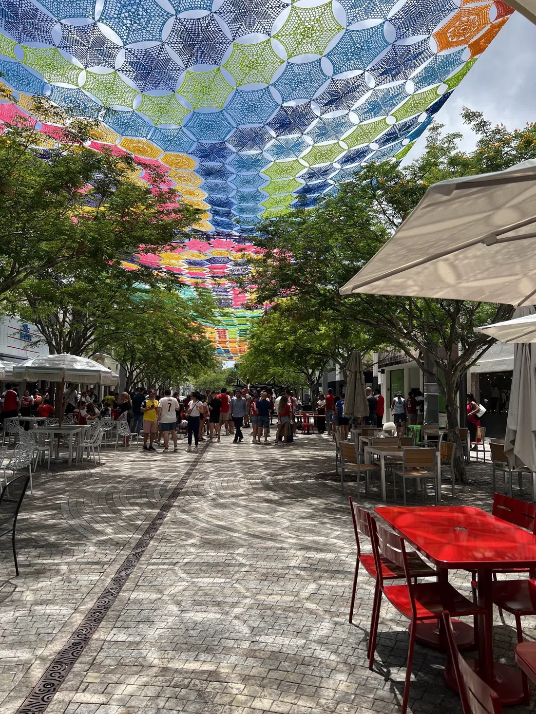 Miracle Mile & Giralda Plaza, Miami