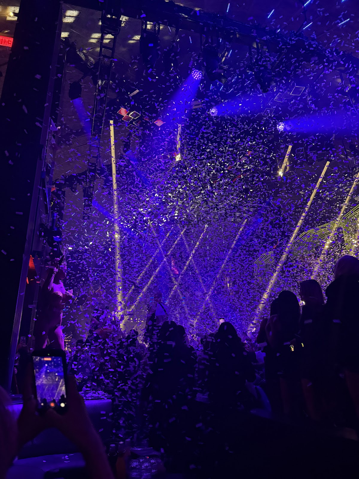 LIV — photo 4