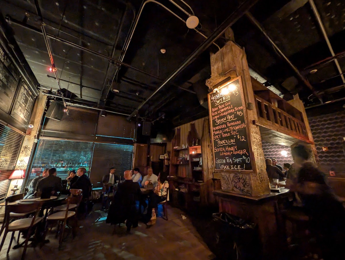 The Corner — photo 3