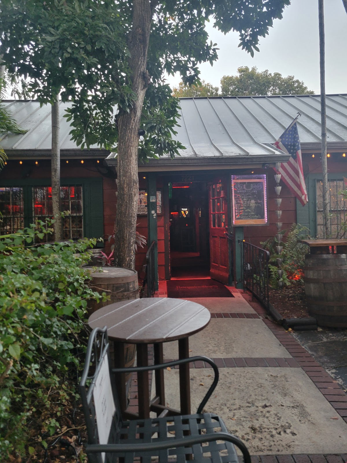 Bougainvillea's Old Florida Tavern — photo 2