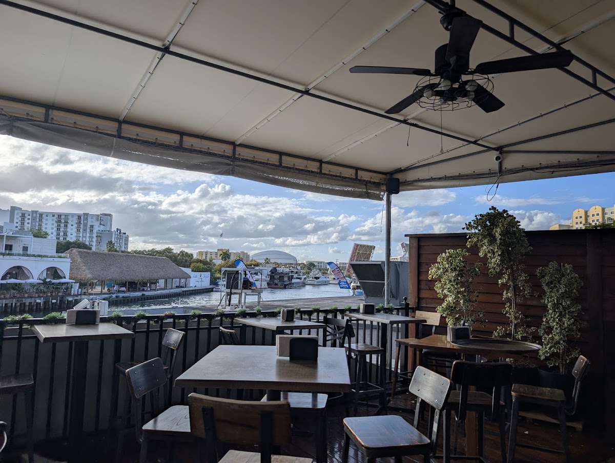 Garcia's Seafood Grille & Fish Market — photo 5