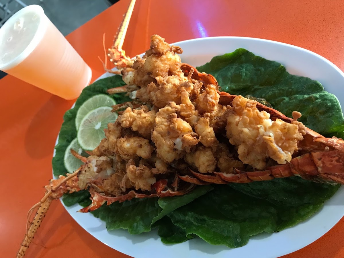 La Camaronera Seafood Joint and Fish Market, Miami