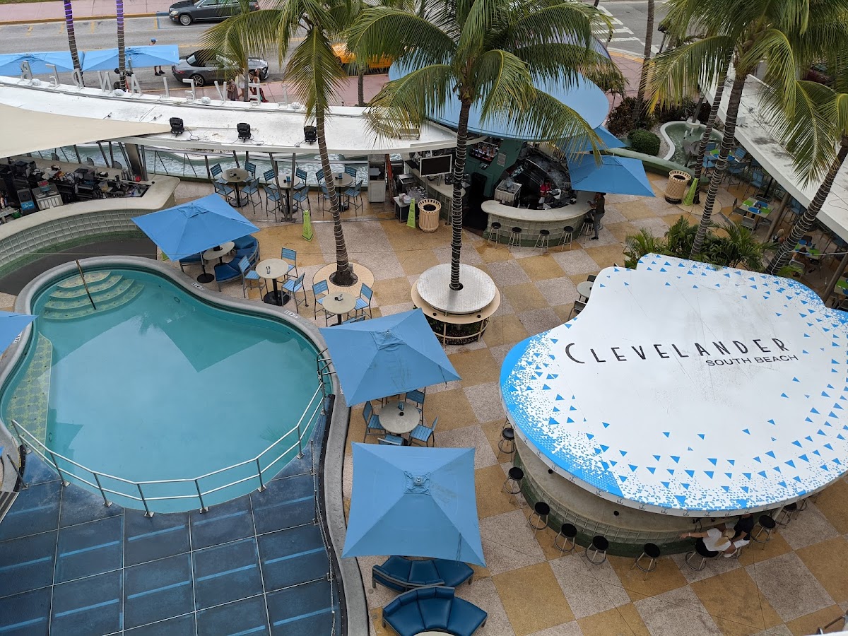 The Cleavelander, Miami